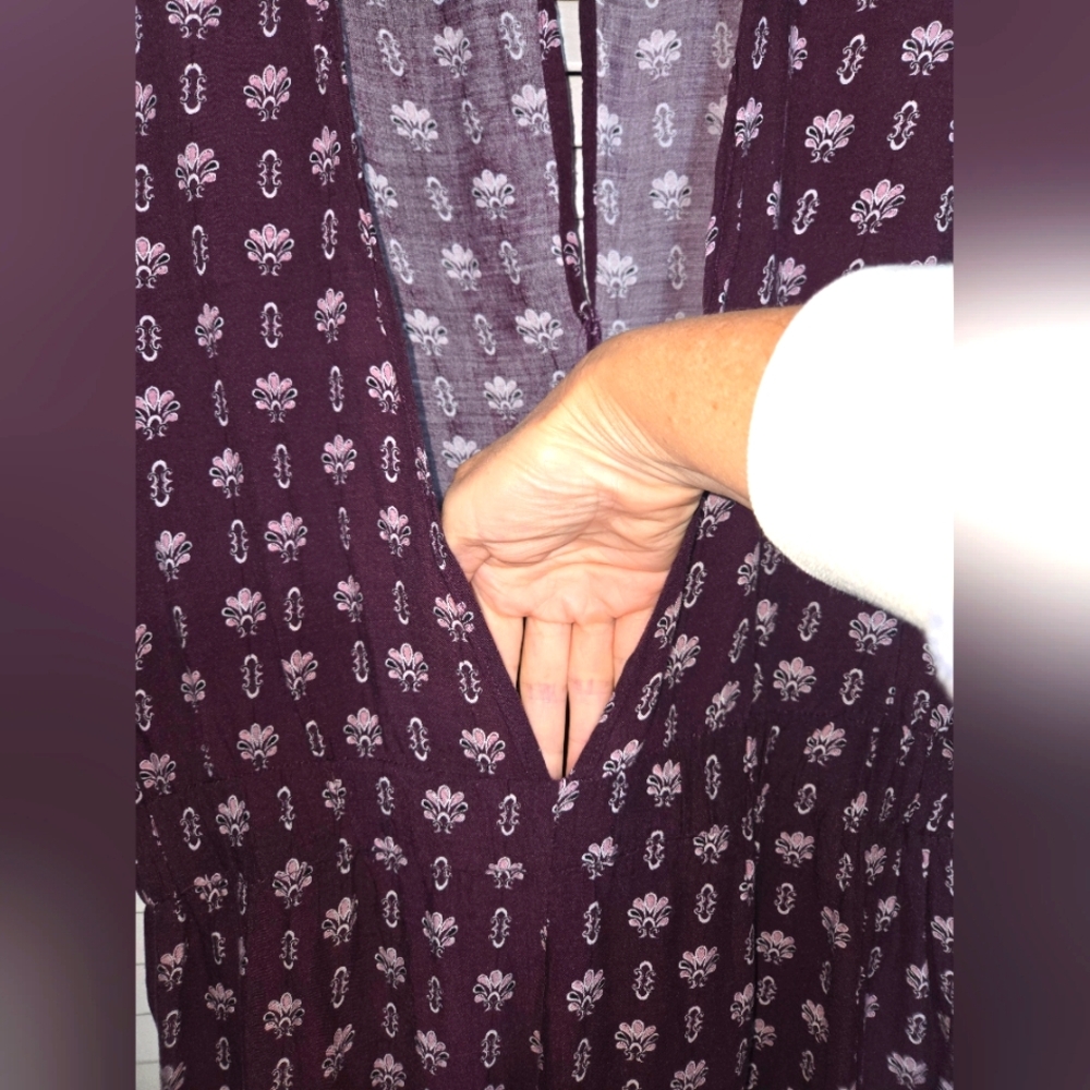 Charlotte Russe Women's XL Purple Patterned Jumpsuit - Picture 4 of 12